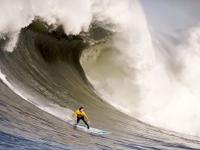 IM电竞游戏-瑞士鏖战罗马，卡拉斯科统治全场，一场战术与意志的史诗对决