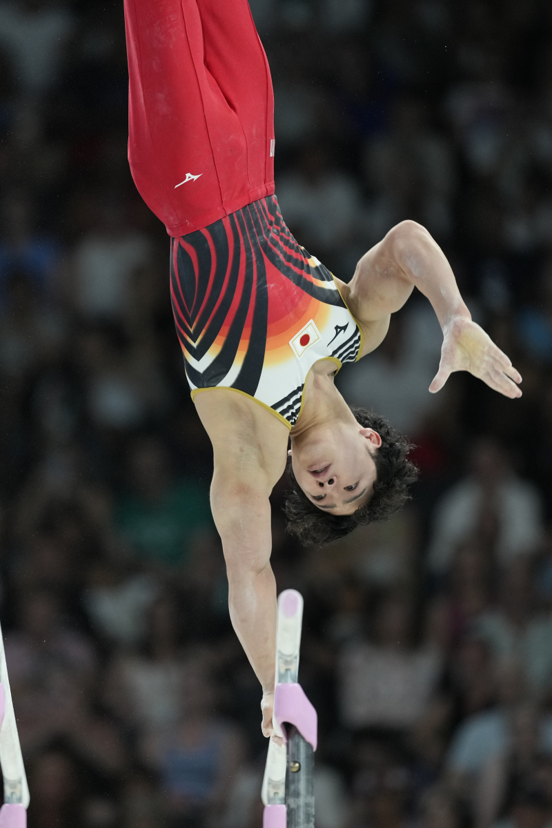 运动员拼尽全力,最终获得金牌 运动员拼尽全力,最终获得金牌