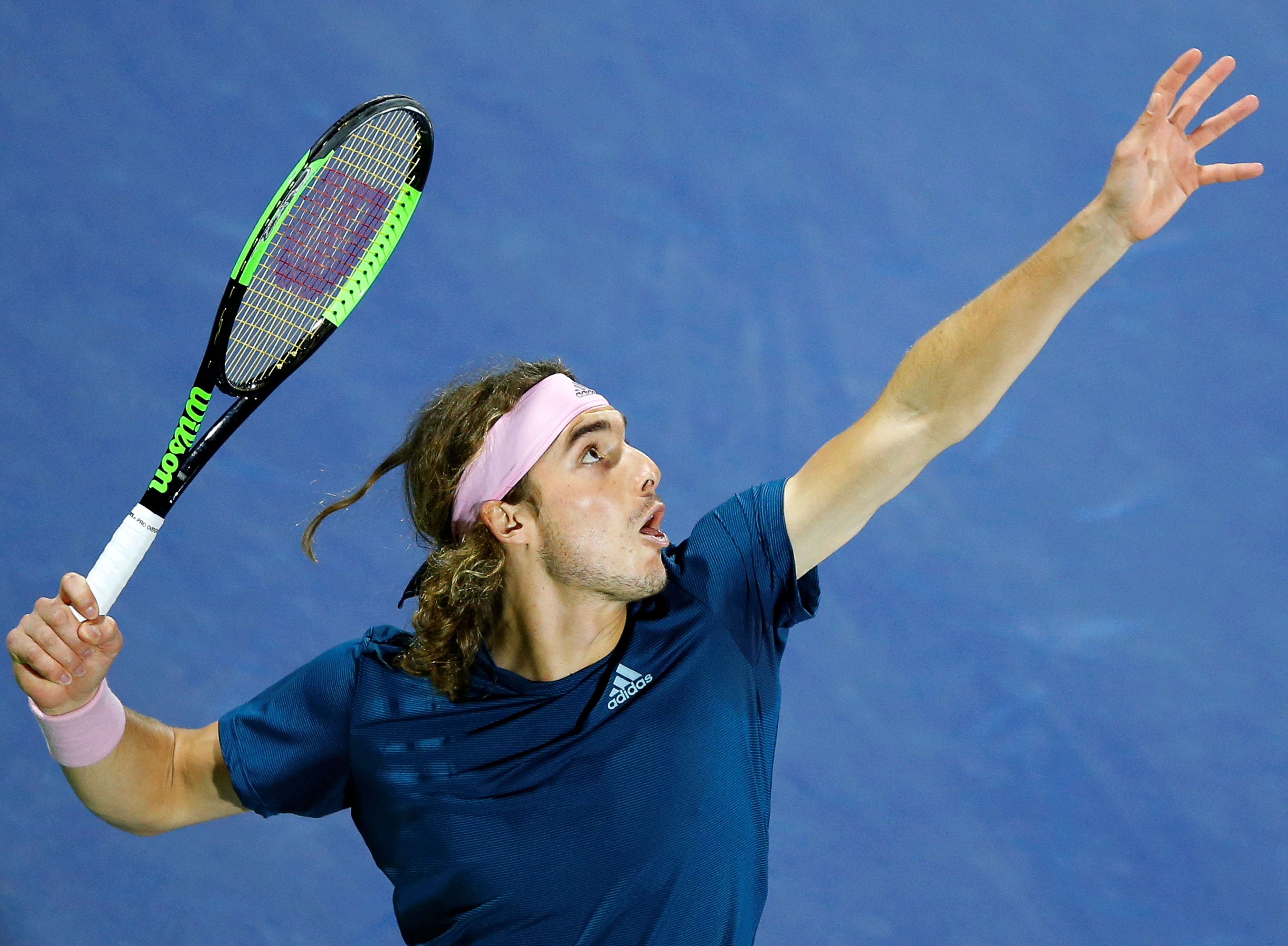 关于英国网球队血洗德国网球队，西西帕斯爆发神勇的信息