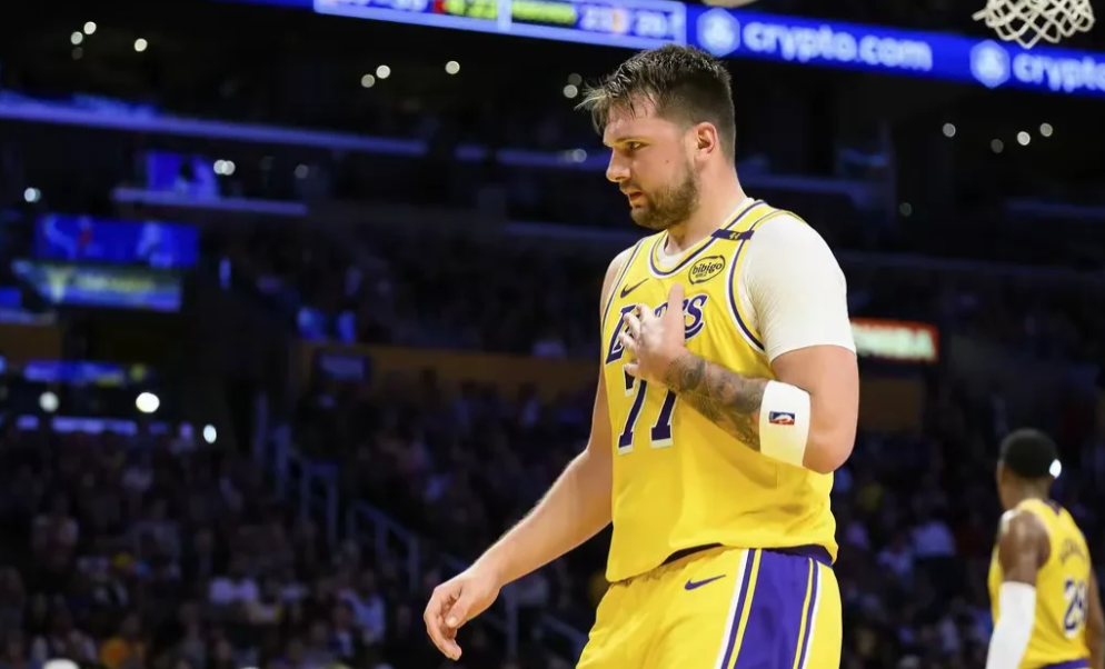 马刺翻盘浙江队，东契奇高光表现的简单介绍